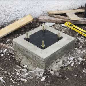 Basketball Hoop Megaslam 72 in Parkland