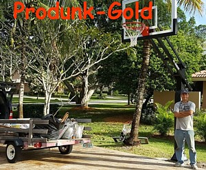 Basketball hoop Produnk Gold installed